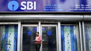 Read more about the article SBI Raised ₹5,000 Crore Through AT-1 Bonds At A 7.98% Interest Rate