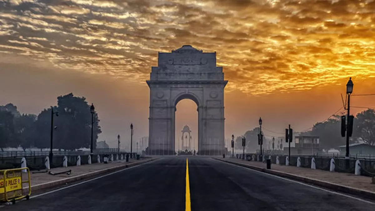 Read more about the article Delhi Sees Temperature Fall to 18.6°C