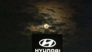 Read more about the article Investment Bankers Celebrate Record Fees from Hyundai’s IPO