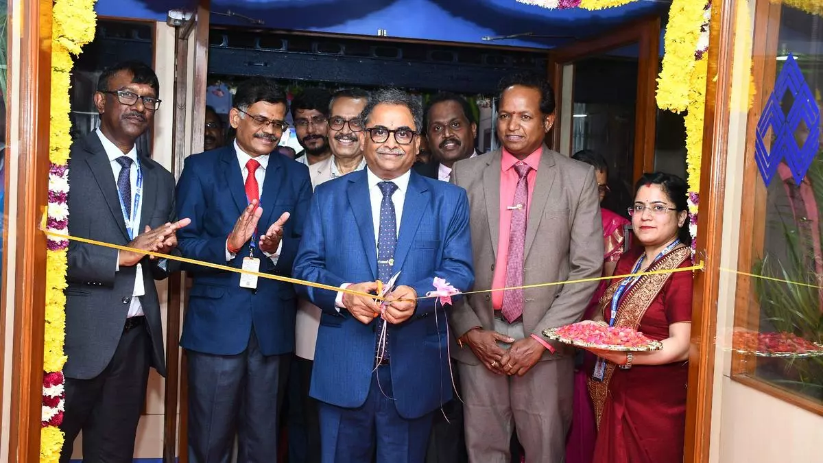 You are currently viewing Revolutionizing Retail Banking: IOB Launches Advanced Loan Processing Centres