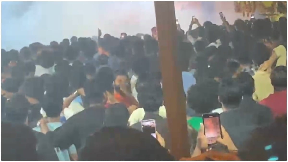 Read more about the article Video: Over 150 Injured in Kerala Temple Festival Fireworks Accident