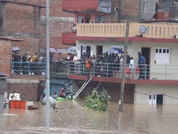 You are currently viewing Nepal’s Education System in Turmoil Due to Extreme Weather