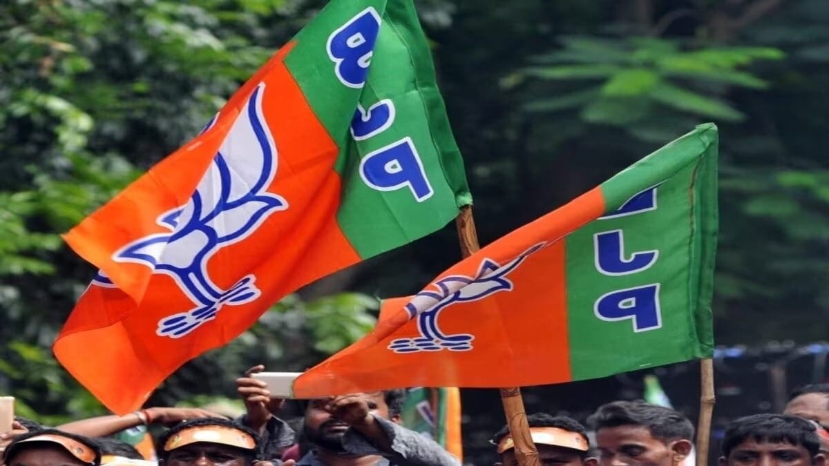 Read more about the article Over 4 Lakh Muslims are Joining the BJP in Uttar Pradesh