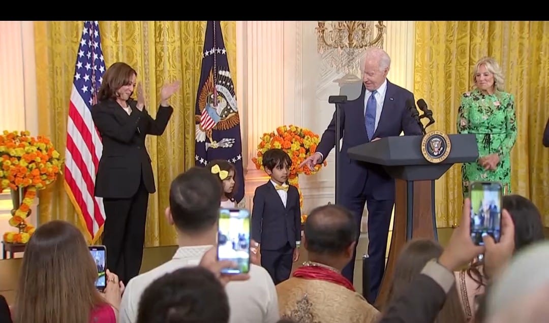 Read more about the article Biden and Harris Light Up Diwali Festivities in the U.S.