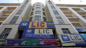 Read more about the article LIC Q2FY25 Net Profit Declines by 4%, But Premium Income Soars 12%